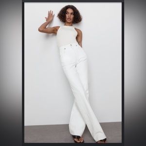 Zara Wide Leg Jeans | White Full Length Jeans with Raw Hem in Size 10